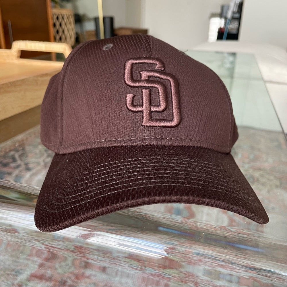 San Diego Padres fitted hat adult MED/LARG
